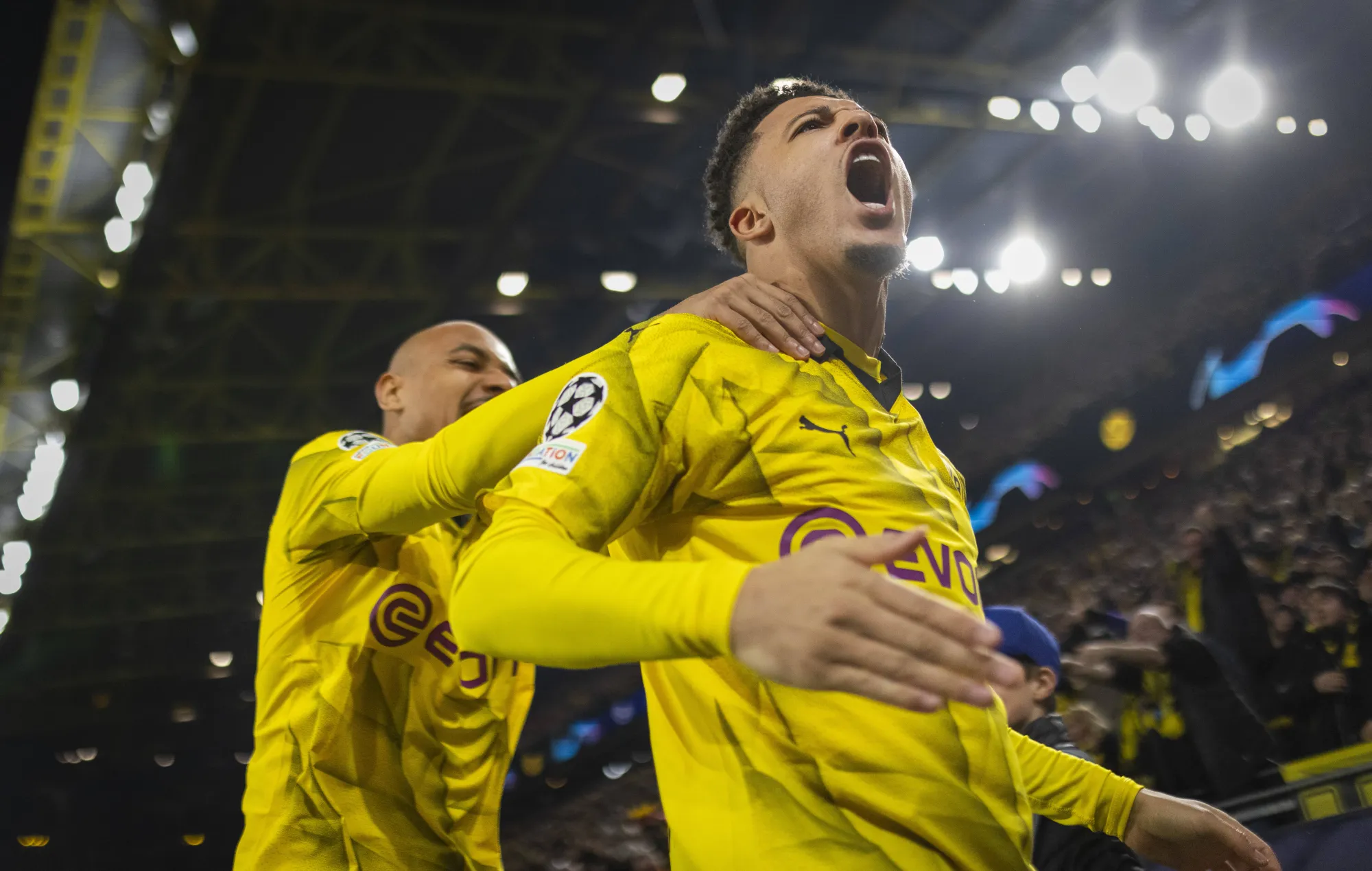 Jadon Sancho and Donyell Malen in action for Borussia Dortmund against PSV Eindhoven in the UEFA Champions League