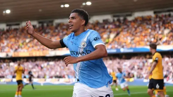 Rico Lewis wants to stay at Manchester City