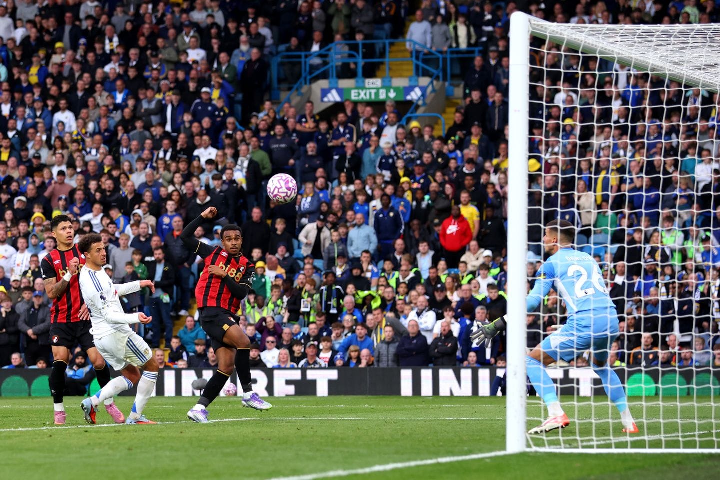 Super Sub Kroupi Nets Late Equaliser As Leeds Rue Missed Chances.