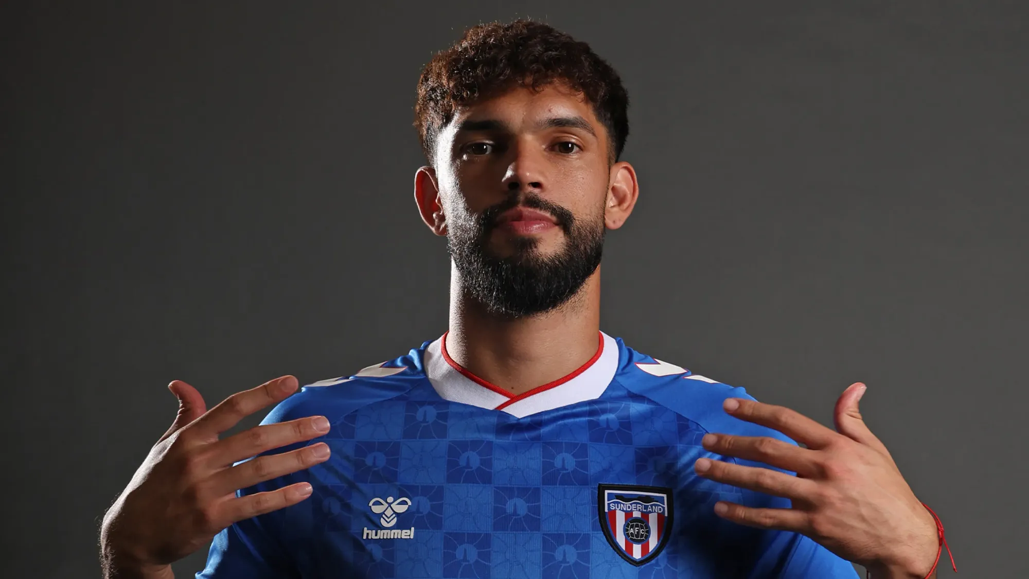 Omar Alderete Turned Down Roma to Join “Historic” Sunderland in Premier League Move