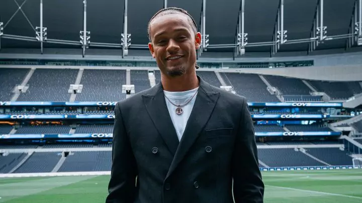 Xavi Simons Reveals Micky van de Ven and Thomas Frank's Key Role in Tottenham Transfer
