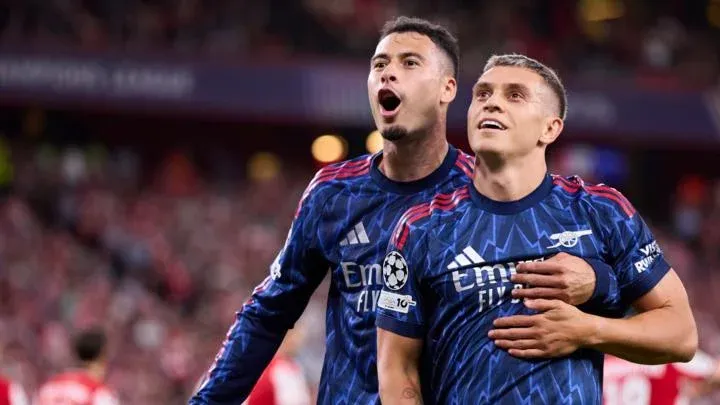 Gabriel Martinelli and Leandro Trossard celebrate Arsenal's second goal against Athletic Bilbao