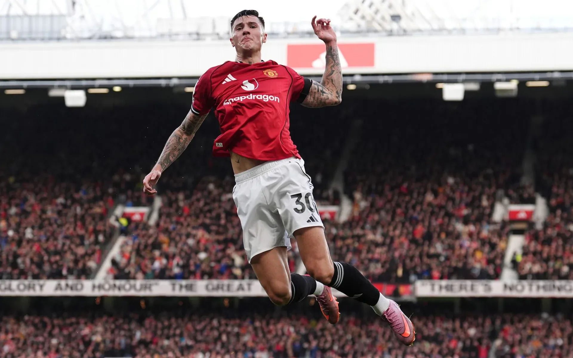 Black Cats, not so Unlucky for Manchester United