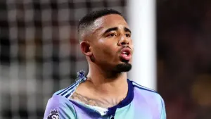 Tottenham To Make Surprise Move for Arsenal Forward