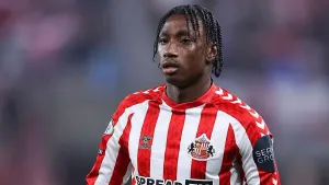 Sunderland Open Contract Talks with Star Winger Romaine Mundle Amid Premier League Return
