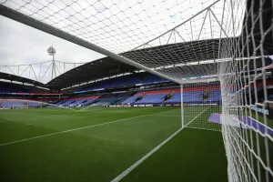 Reading find reprieve as Bolton rue missed chances