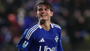 Tottenham Refuse to Give Up on Como Star Nico Paz