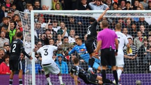 Gary Lineker and Alan Shearer discuss Gabriel Gudmundsson own goal