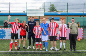 Dan Neil Inspires Future Stars at Foundation of Light Summer Finale