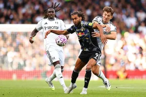 Jeff Stelling and Ally McCoist Voice Major Leeds United Concern After Fulham Defeat