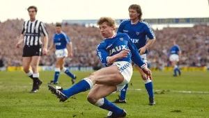 Marco Gabbiadini Hails Robin Roefs as Sunderland’s Standout Performer Against Crystal Palace