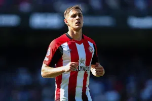 Manchester United Eye Brentford Midfielder Yarmolyuk Ahead of January Window