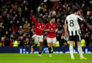 Paddy Power- It Was Not Pretty But Manchester United Get The Win